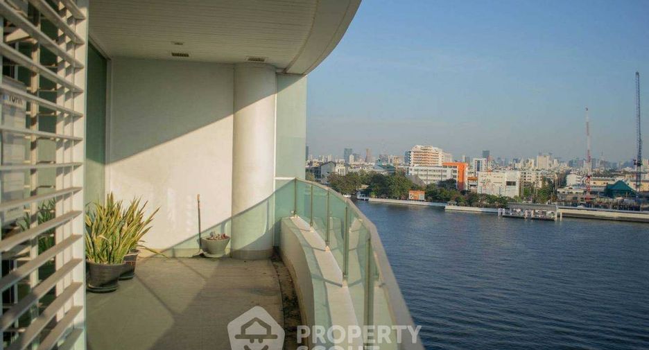 For sale 2 bedrooms condo in Dusit, Bangkok