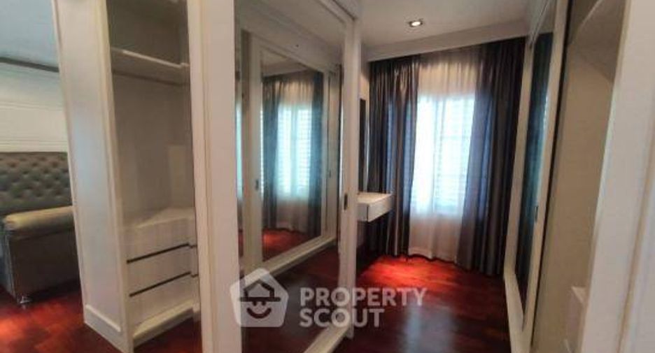 For sale 5 bedrooms house in Bueng Kum, Bangkok