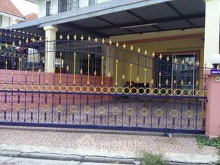 Продажа 4 спальни дом в Si Racha, Чонбури