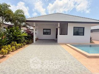 À vendre 3 chambres villa à Bang Lamung, Chonburi