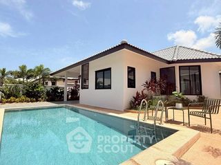 À vendre 3 chambres villa à Bang Lamung, Chonburi
