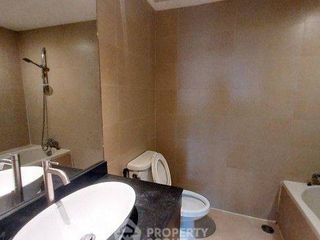 Wohnung zum Kauf mit 2 Zimmer in Phra Khanong, Bangkok