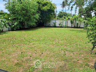 For sale 4 bedrooms house in Bang Lamung, Chonburi