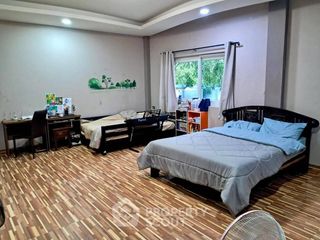 For sale 4 bedrooms house in Bang Lamung, Chonburi