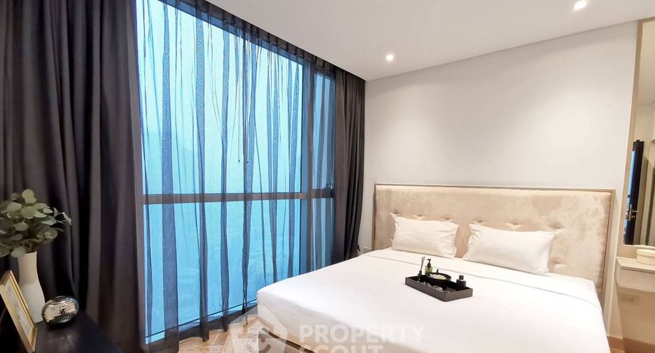 For sale 1 bed condo in Khlong Toei, Bangkok