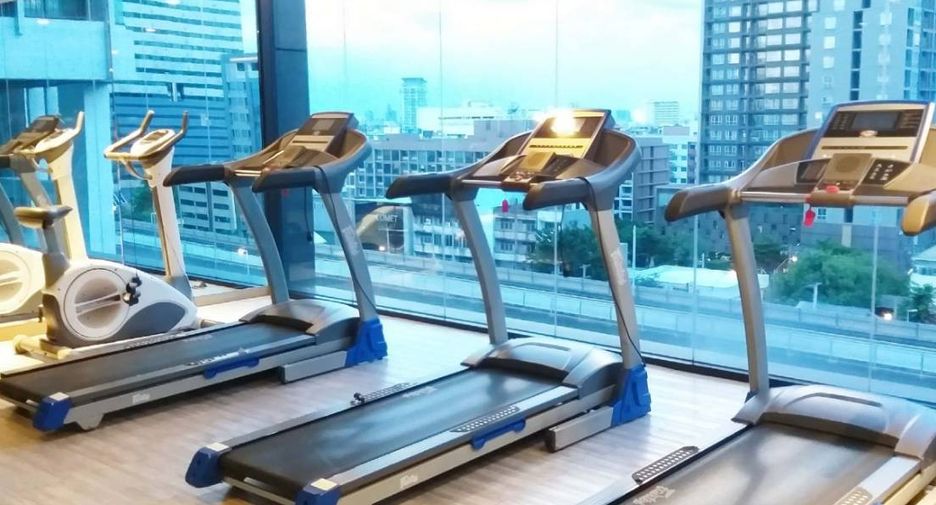 For sale 1 bed condo in Khlong San, Bangkok