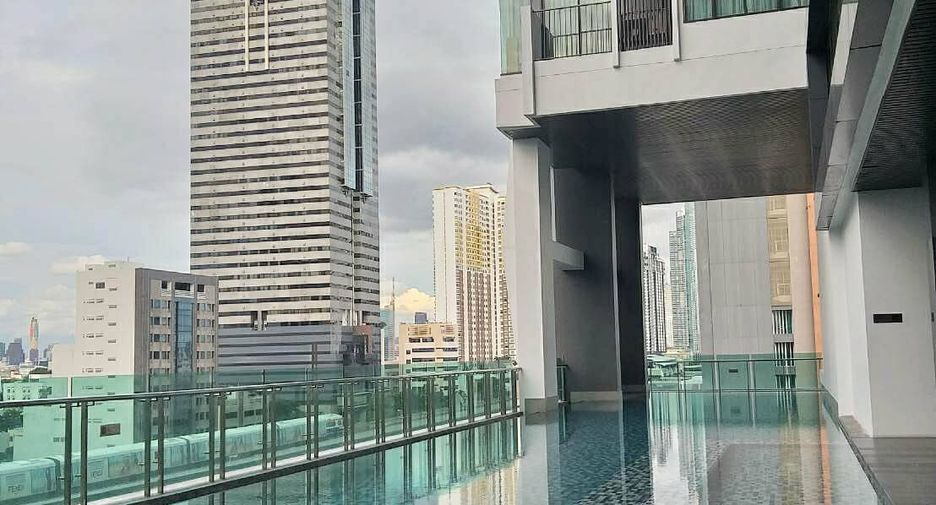 For sale 1 bed condo in Khlong San, Bangkok