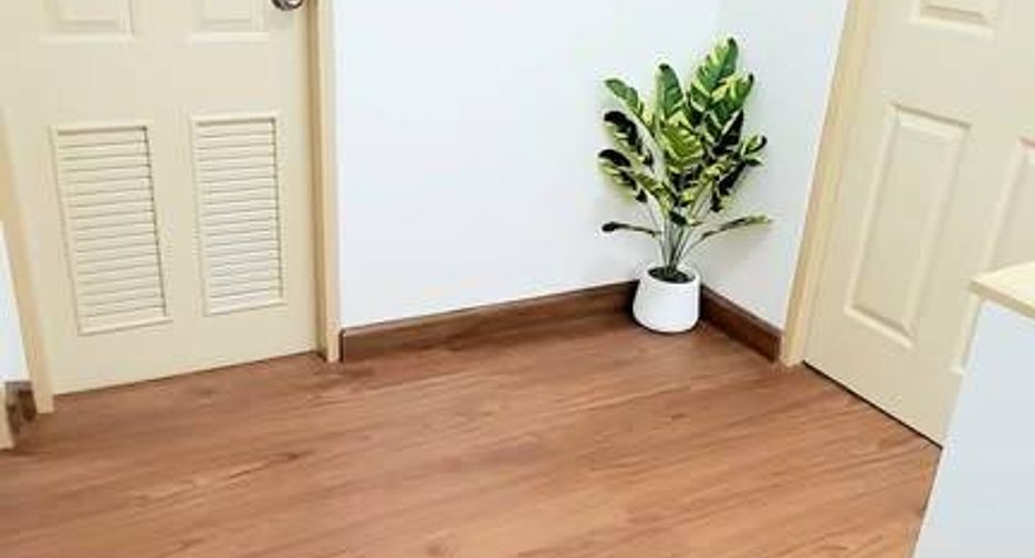 For sale 3 bedrooms house in Si Racha, Chonburi