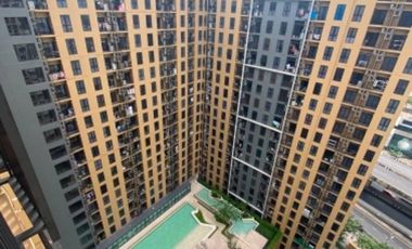 À vendre 2 chambres condo à Bang Phlat, Bangkok