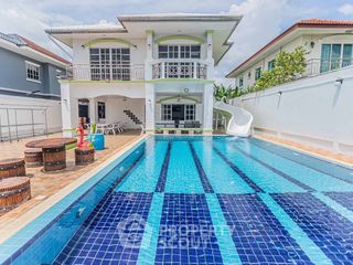 Villa zur Miete und zum Kauf mit 8 Zimmer in Bang Lamung, Chonburi