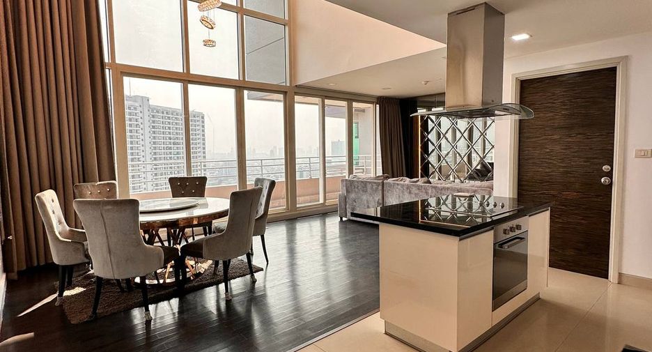 For sale 3 bedrooms condo in Bang Kho Laem, Bangkok