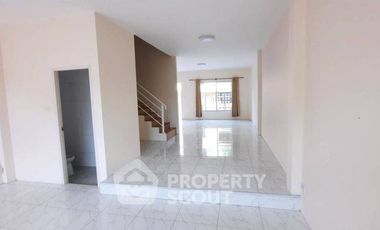 Haus zum Kauf mit 1 Zimmer in Lat Krabang, Bangkok