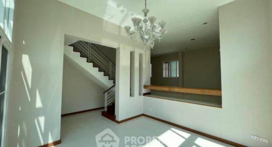 Haus zum Kauf mit 4 Zimmer in Bueng Kum, Bangkok