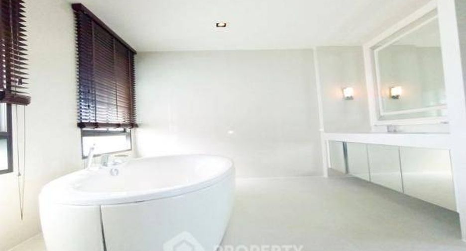 Haus zum Kauf mit 4 Zimmer in Bueng Kum, Bangkok