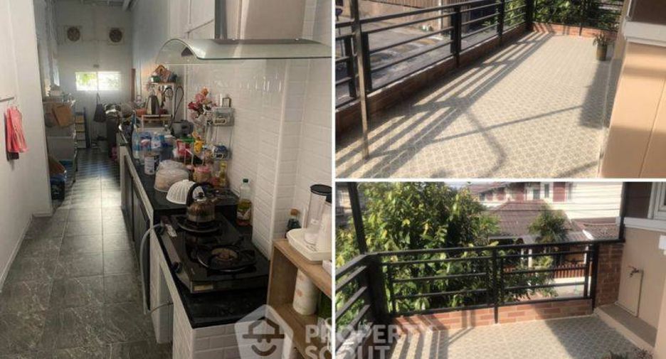 For sale 4 ベッドルーム townhouse in Bang Khae, Bangkok