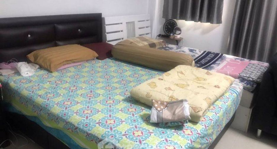 For sale 4 ベッドルーム townhouse in Bang Khae, Bangkok