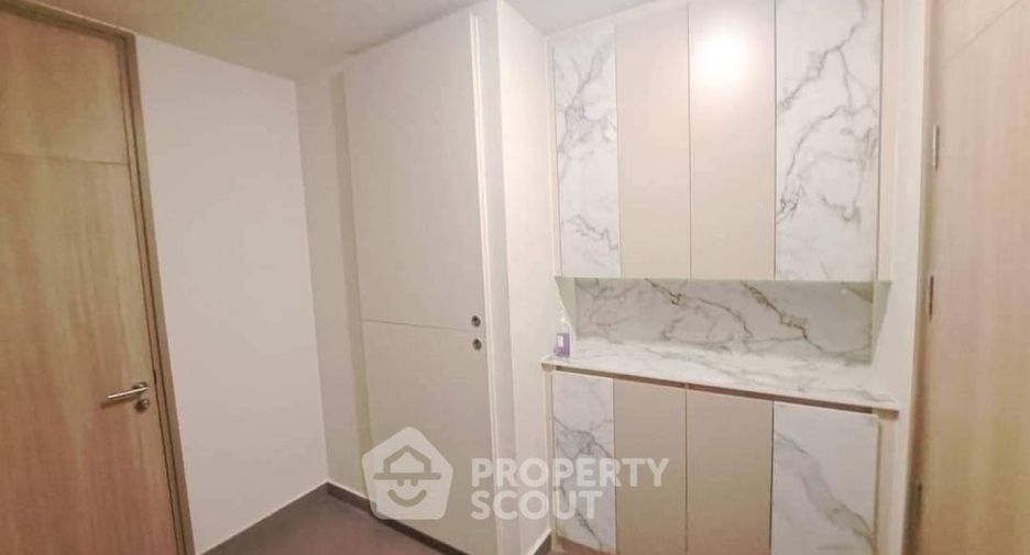 For sale 1 bed condo in Pathum Wan, Bangkok