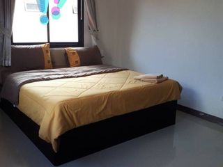 Haus zur Miete und zum Kauf mit 6 Zimmer in Bang Lamung, Chonburi