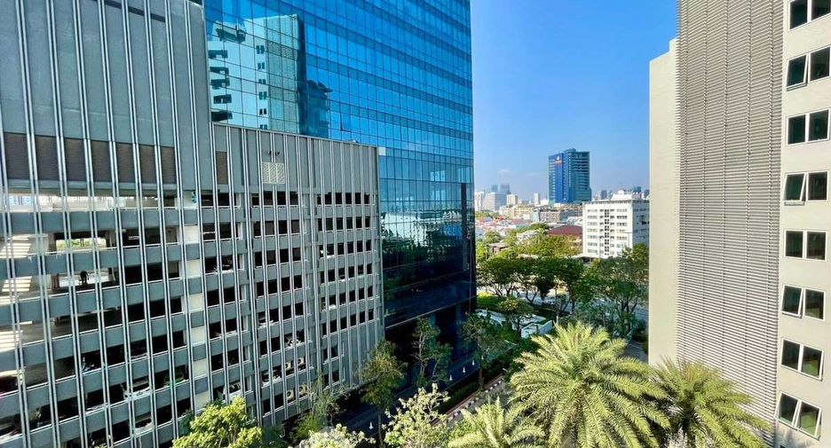 À vendre 2 chambres condo à Yan Nawa, Bangkok