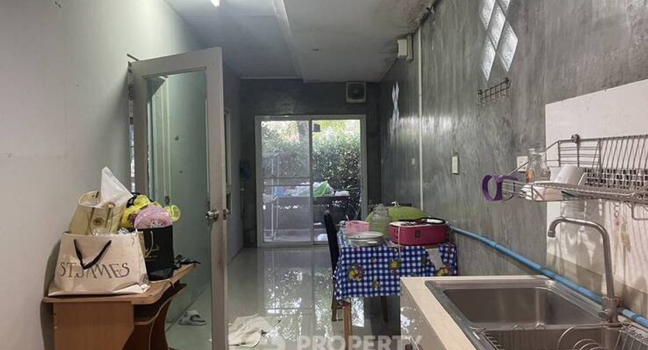 À vendre 3 chambres maison à Khlong Sam Wa, Bangkok