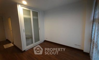 Продажа 1 кровать кондо в Щаттхана, Бангкок