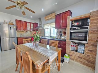 À vendre 3 chambres villa à Bang Lamung, Chonburi