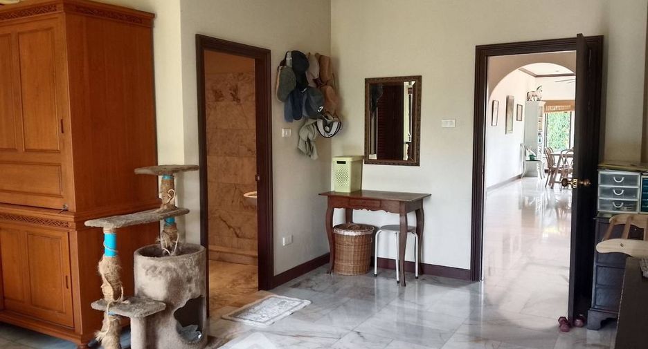 Villa zum Kauf mit 3 Zimmer in Huay Yai, Pattaya