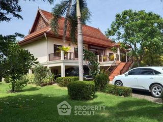 Villa zum Kauf mit 3 Zimmer in Bang Lamung, Chonburi