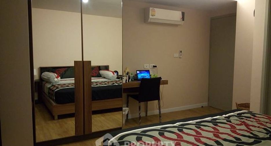 For sale 2 bedrooms condo in Yan Nawa, Bangkok