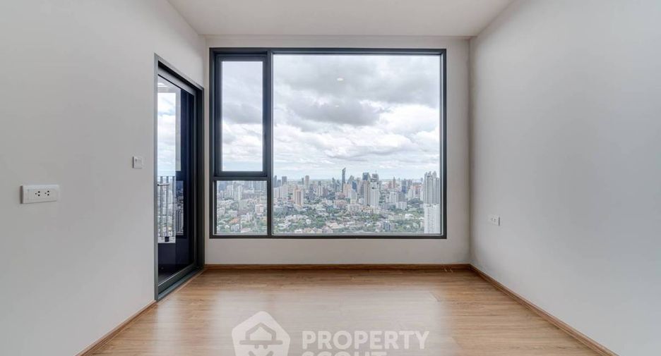 For sale 1 bed condo in Watthana, Bangkok