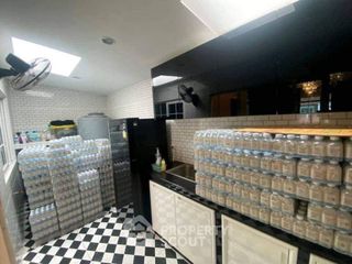 出售 4 卧室 联排别墅 在 Prawet, 曼谷