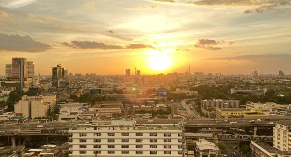 For sale 2 bedrooms condo in Ratchathewi, Bangkok