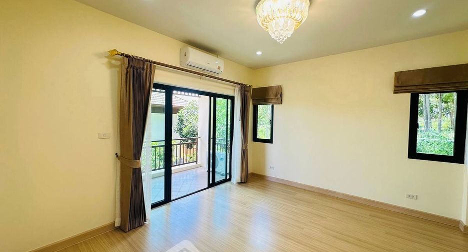 For sale 3 bedrooms house in East Pattaya, Pattaya