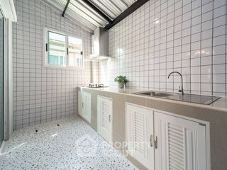 For sale 2 bedrooms townhouse in Khlong Sam Wa, Bangkok