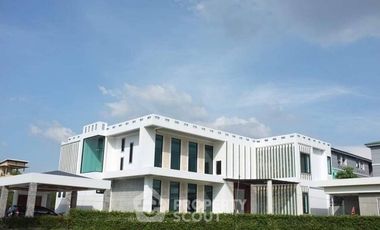 For sale 4 bedrooms house in Khlong Sam Wa, Bangkok