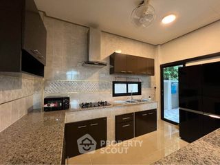 Villa en venta de 3 habitaciones en Bang Lamung, Chonburi