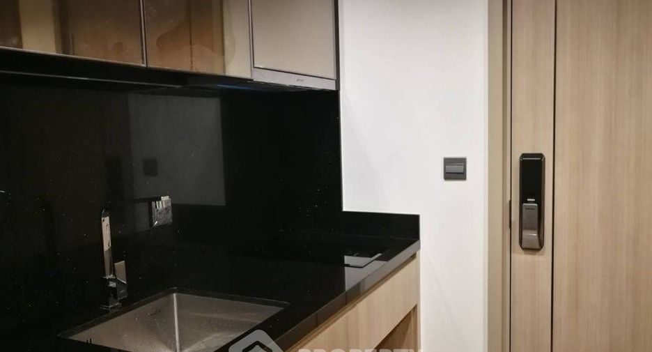 For sale 1 bed condo in Pathum Wan, Bangkok