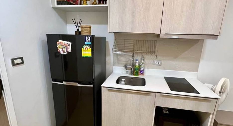Wohnung zum Kauf mit 1 Zimmer in Khlong Toei, Bangkok