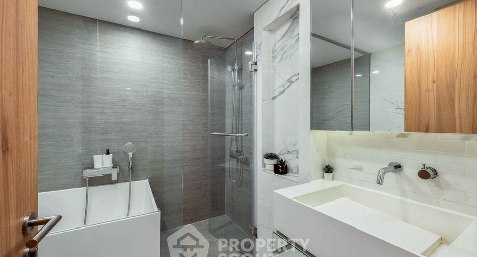 For sale 1 bed condo in Watthana, Bangkok