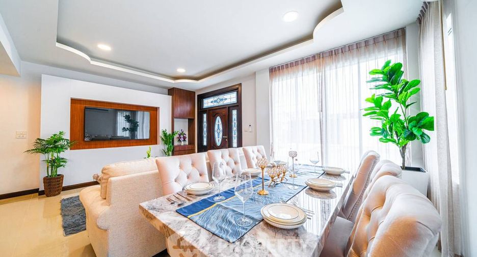 For sale 5 bedrooms villa in South Pattaya, Pattaya