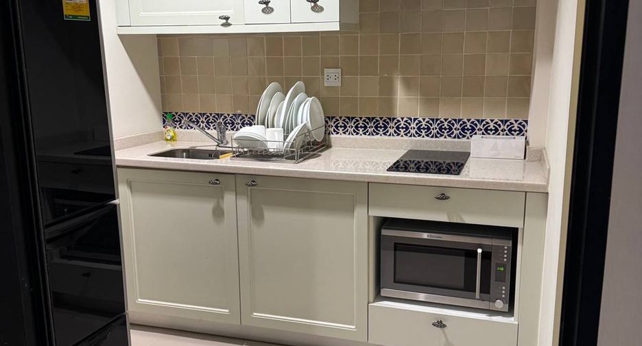 For sale 1 bed condo in Phaya Thai, Bangkok