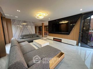For rent and for sale 7 bedrooms house in Bang Lamung, Chonburi