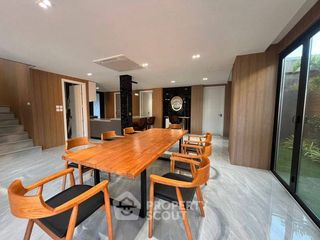 For rent and for sale 7 bedrooms house in Bang Lamung, Chonburi