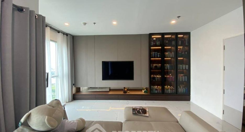 For sale 2 bedrooms condo in Yan Nawa, Bangkok