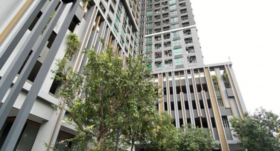 For sale 2 bedrooms condo in Yan Nawa, Bangkok