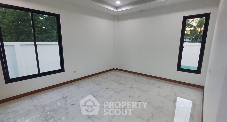 À vendre 3 chambres maison à Huay Yai, Pattaya