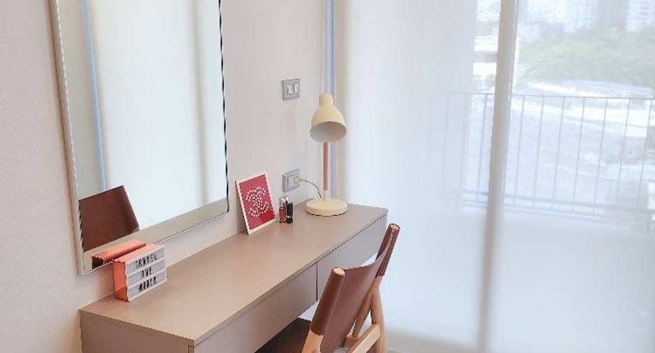 For sale 1 bed condo in Khlong Toei, Bangkok