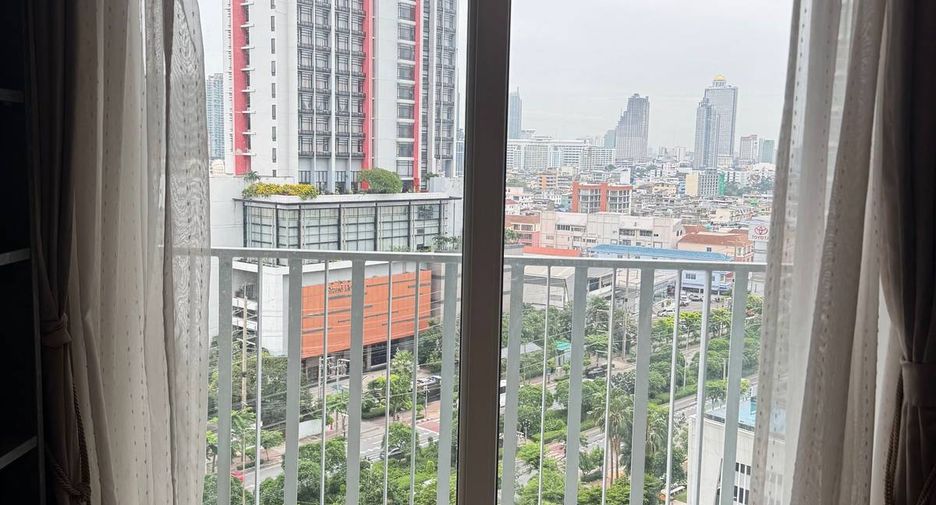 出售 1 卧室 公寓 在 Bang Kho Laem, 曼谷