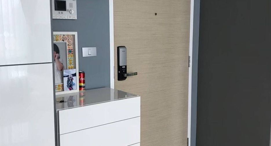 出售 1 卧室 公寓 在 Bang Na, 曼谷