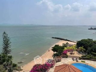 For sale 3 bedrooms condo in Bang Lamung, Chonburi